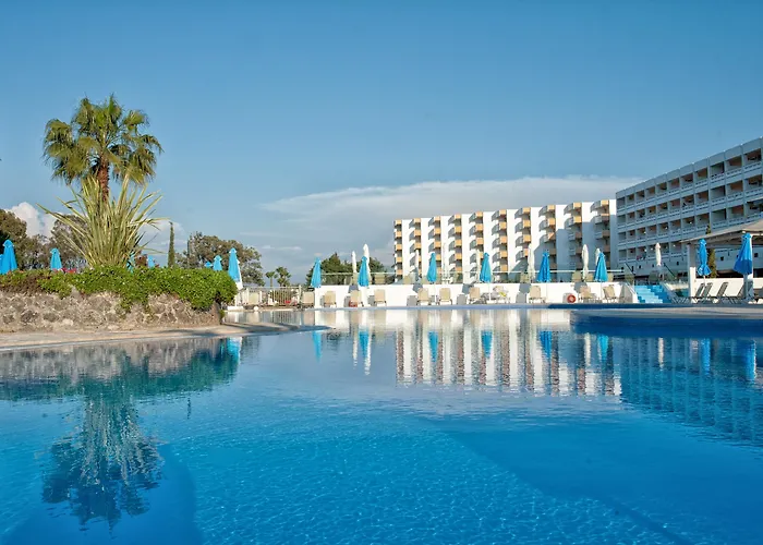 منتجع Iberostar Kerkyra Golf 4*