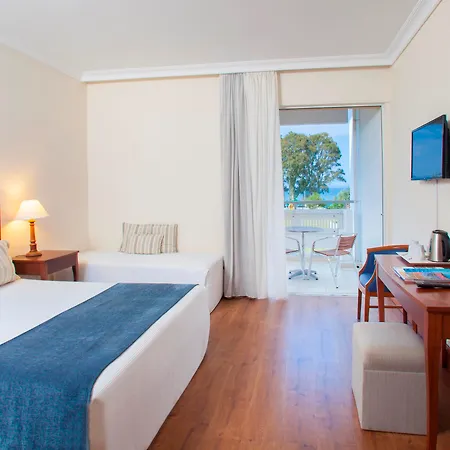 Iberostar Kerkyra Golf 酒店 4*